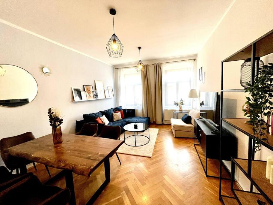 Appartamento Casarina - Stilvoller Altbau In Zentraler Lage Dresda Esterno foto